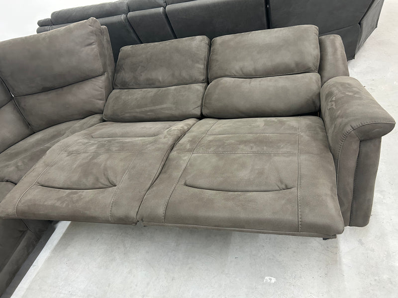 Carlin Fabric Power Reclining Sectional + Power Headrests