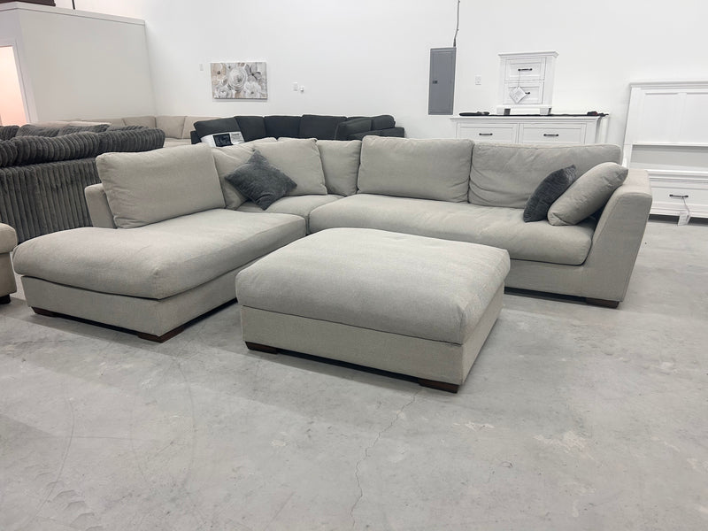 Henredon Larkin House Deep Seating Sectional + Ottoman